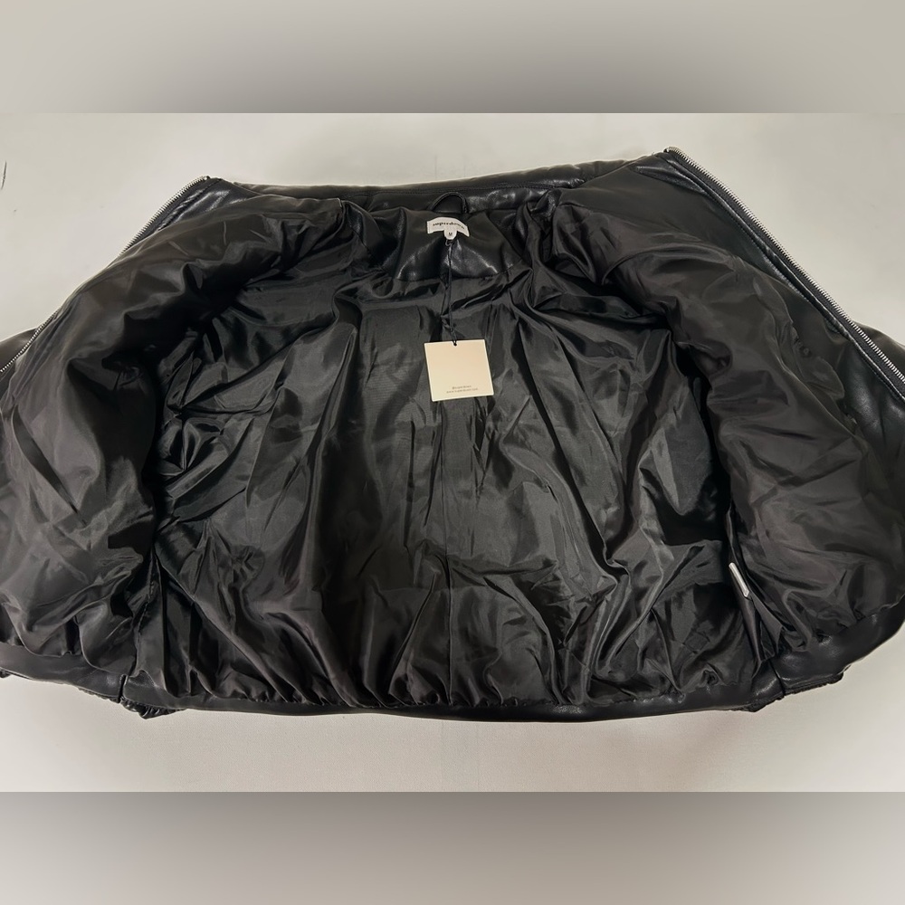 Superdown Sanja Faux Leather Jacket Black Medium Cropped Bomber Zip Up Women’s - Picture 11 of 16